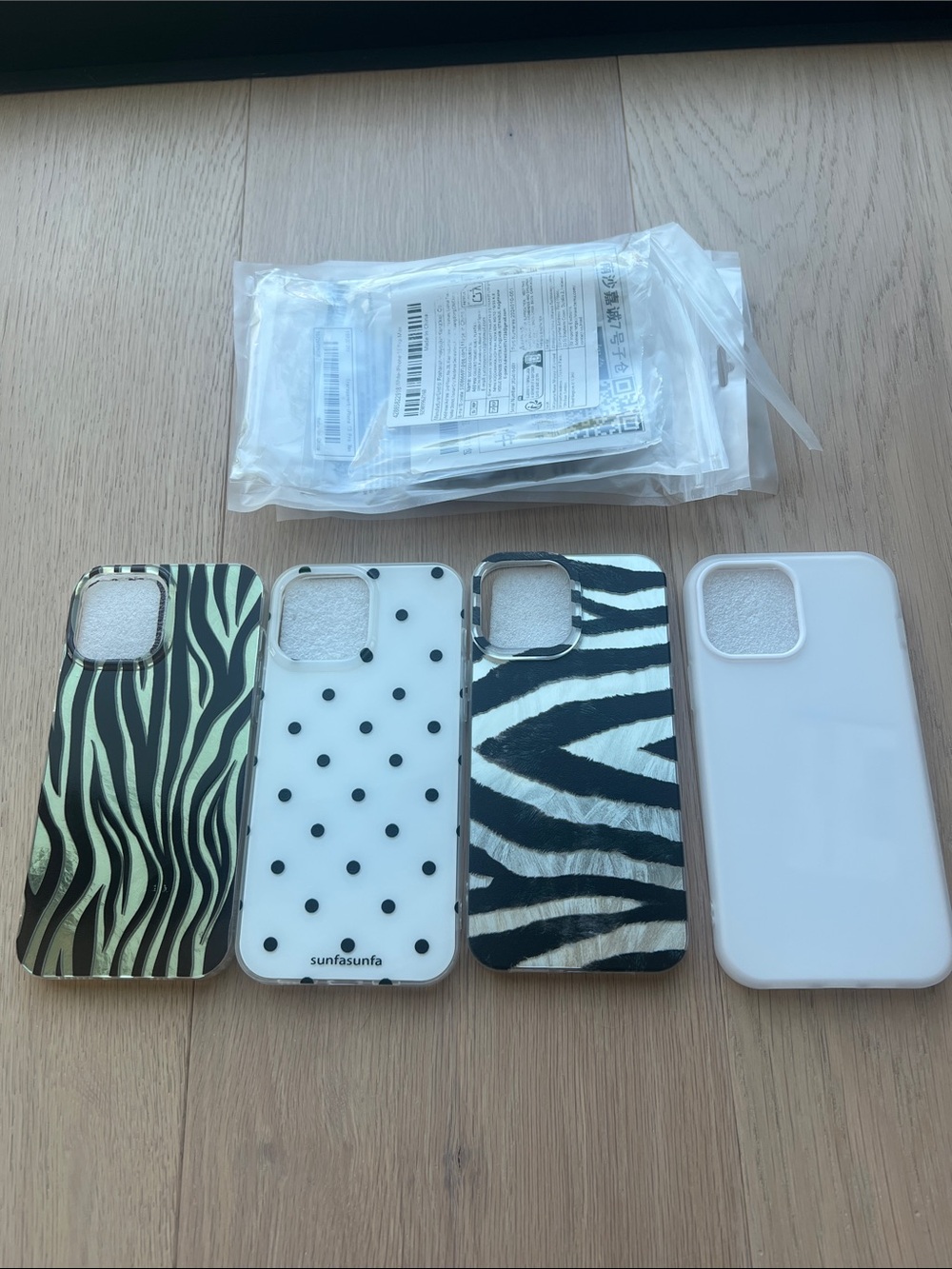 Lot of 4 new iphone cases for iphone 13 pro max